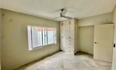 CASA SOLA EN RENTA EXCELENTE UBICACIÓN ALBERCA Jiutepec