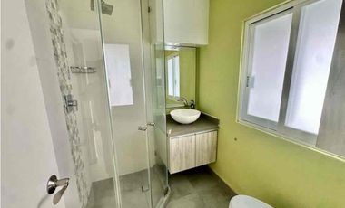 CASA SOLA EN RENTA EXCELENTE UBICACIÓN ALBERCA Jiutepec