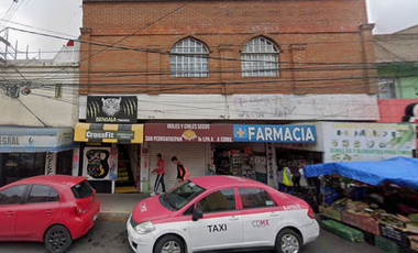 ESTA ES UNA EXCELENTE OPORTUNIDAD DE INVERSION UNICO PAGO . UBICADA EN BOULEVARD PRADOS DE JACARANDAS, No. 58, LT. 1, MZ. 25, DEPTO. 4, FRACC. PRADOS