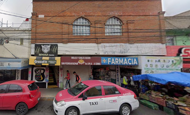 ESTA ES UNA EXCELENTE OPORTUNIDAD DE INVERSION UNICO PAGO . UBICADA EN BOULEVARD PRADOS DE JACARANDAS, No. 58, LT. 1, MZ. 25, DEPTO. 4, FRACC. PRADOS