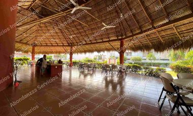 CASA EN VENTA EN ESQUINA EN SALAGUA