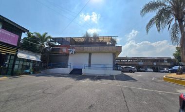 Renta Local Comercial en Plaza Comercial Fraccionamiento El Fortin