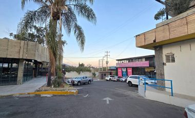 Renta Local Comercial en Plaza Comercial Fraccionamiento El Fortin