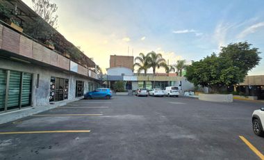 Renta Local Comercial en Plaza Comercial Fraccionamiento El Fortin