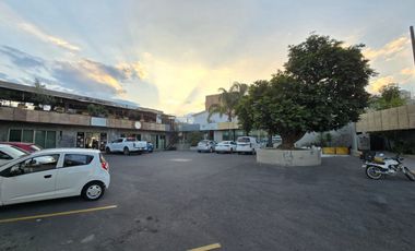 Renta Local Comercial en Plaza Comercial Fraccionamiento El Fortin