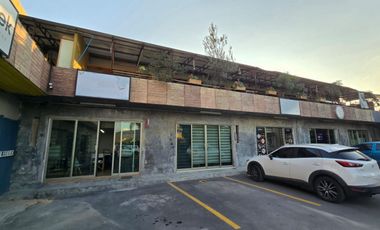 Renta Local Comercial en Plaza Comercial Fraccionamiento El Fortin