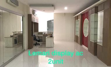 Hadap Jalan!! JUAL/SEWA Rukan / Ruko Exclusive Pantai Indah Kapuk PIK 4,5 Lantai Luas 75m2