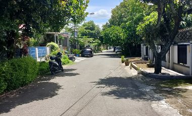 Rumah Hook Luas Tengah Kota Area Turangga dkt Karawitan Buah Batu