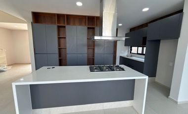 CASA NUEVA EN RENTA SOLARES COTO 7 SENDEIRA ZAPOPAN JALISCO