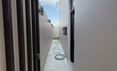 CASA NUEVA EN RENTA SOLARES COTO 7 SENDEIRA ZAPOPAN JALISCO