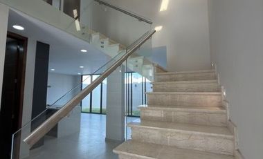 CASA NUEVA EN RENTA SOLARES COTO 7 SENDEIRA ZAPOPAN JALISCO