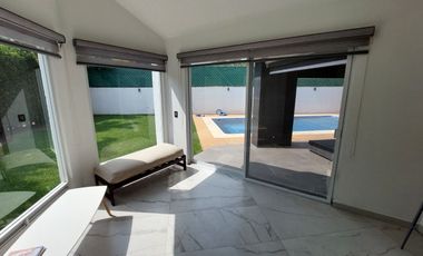 Casa en Fraccionamiento en Lomas de Cocoyoc, Morelos.