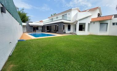 Casa en Fraccionamiento en Lomas de Cocoyoc, Morelos.