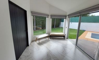 Casa en Fraccionamiento en Lomas de Cocoyoc, Morelos.