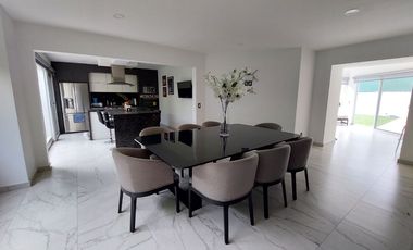 Casa en Fraccionamiento en Lomas de Cocoyoc, Morelos.