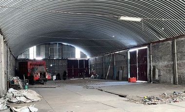 VENTA DE TERRENO EN TLAHUAC BARDEADO CON TECHO INDUSTRIAL EN ESQUINA