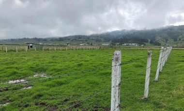 amplio terreno en venta en TARQUI ideal para varios proyectos