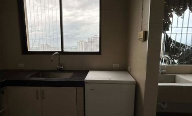 219sqm 3 Bedroom Skyway Twin Tower Condominium for Sale Rent Lease Oranbo Pasig Condo Ortigas Center 3BR 3 Bedroom with 2 parking slots and Balcony