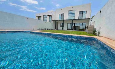 BONITA PREVENTA DE CASA EN OAXTEPEC