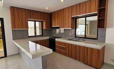 BONITA PREVENTA DE CASA EN OAXTEPEC