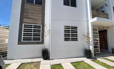 DEPARTAMENTO EN EL MARQUEZ EN PLANTA BAJA CERCA DEL UQO