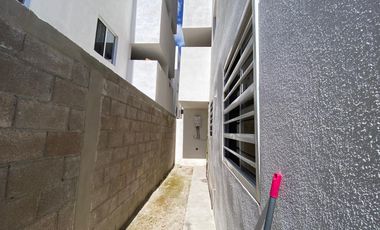 DEPARTAMENTO EN EL MARQUEZ EN PLANTA BAJA CERCA DEL UQO