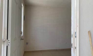 DEPARTAMENTO EN EL MARQUEZ EN PLANTA BAJA CERCA DEL UQO