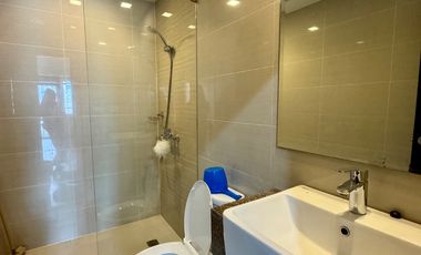 Salcedo Skysuites Condo For Sale Makati Studio Semi Furnished with Balcony