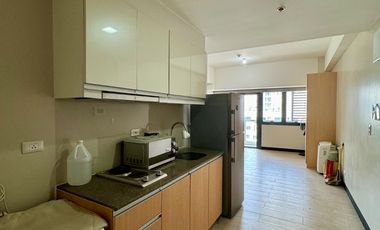 Salcedo Skysuites Condo For Sale Makati Studio Semi Furnished with Balcony