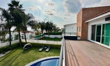CASA EN VENTA EN LOMAS DE COCOYOC