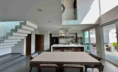 CASA EN VENTA EN LOMAS DE COCOYOC