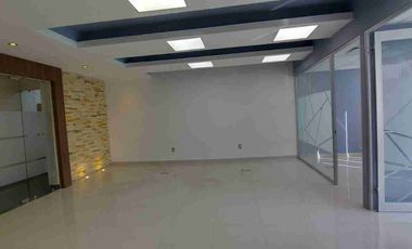 Oficina en renta ubicada en ORVIT, cerca autopista Mexico-Qro y de Bernardo Quintana en Querétaro
