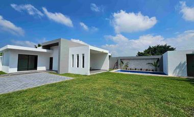 HERMOSA CASA DE UN NIVEL EN VENTA EN CUAUTLA MORELOS