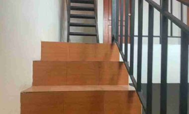 Di sewakan Rumah bagus Di antapani