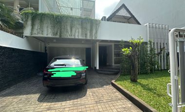 DISEWAKAN RUMAH BAGUS SIAP HUNI DI SEKOLAH DUTA PONDOK INDAH JAKARTA SELATAN