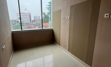 Office for Rent at GKM Tower – 120 sqm Semi Furnished TB Simatupang Area
