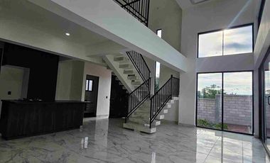 VENTA DE BONITA CASA EN OAXTEPEC MORELOS