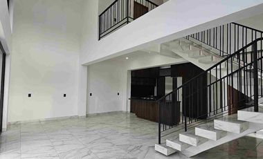 VENTA DE BONITA CASA EN OAXTEPEC MORELOS