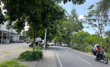 Land on Rembiga Road, downtown Mataram