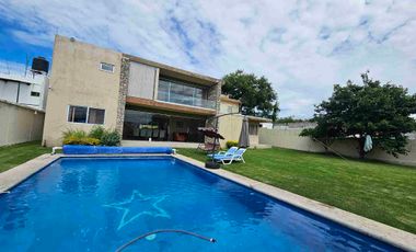 venta de casa en oaxtepec morelos en fraccionamiento, con 6 recámaras