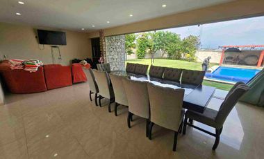 venta de casa en oaxtepec morelos en fraccionamiento, con 6 recámaras