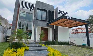 CASA EN VENTA DE LUJO EN LOMAS DE COCOYOC EN MORELOS