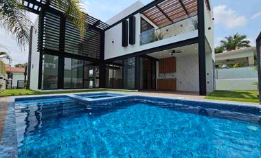 CASA EN VENTA DE LUJO EN LOMAS DE COCOYOC EN MORELOS