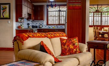 Casa amoblada en venta en Malacatos sector La Granja