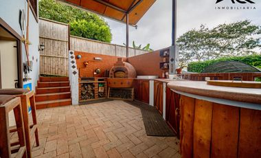 Casa amoblada en venta en Malacatos sector La Granja