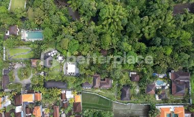 Exquisite Freehold Resort-Style Villa Complex in Nyambu – A Private Haven of Elegance, Nature, and Investment Potential in Bali’s Property Market