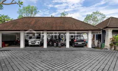 Exquisite Freehold Resort-Style Villa Complex in Nyambu – A Private Haven of Elegance, Nature, and Investment Potential in Bali’s Property Market