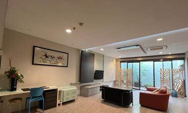 Sewa Rumah 2 Lantai di Townhouse Cosmo Park Dekat Thamrin, Tanah Abang dan SCBD