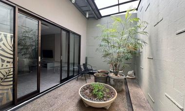 Sewa Rumah 2 Lantai di Townhouse Cosmo Park Dekat Thamrin, Tanah Abang dan SCBD