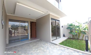 DIJUAL Rumah VILLA BARU SIAP HUNI Lokasi di Cluster Exclusive Cigadung  Dekat dengan Resort Dago Pakar Bandung